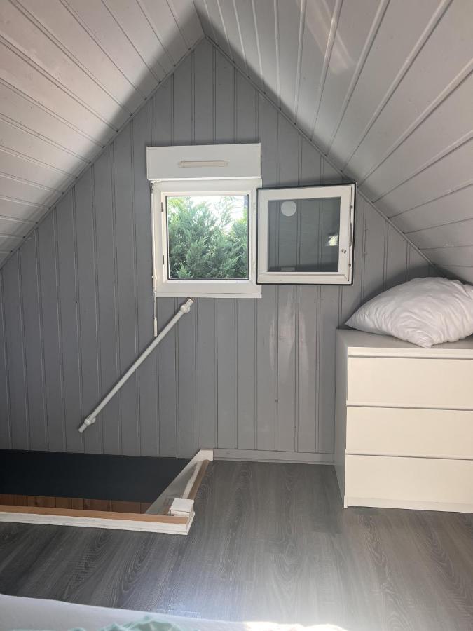 Chalet Du Bonheur - La Jenny Naturist Area ル・ポルジュ エクステリア 写真