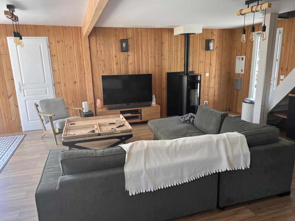 Chalet Du Bonheur - La Jenny Naturist Area ル・ポルジュ エクステリア 写真